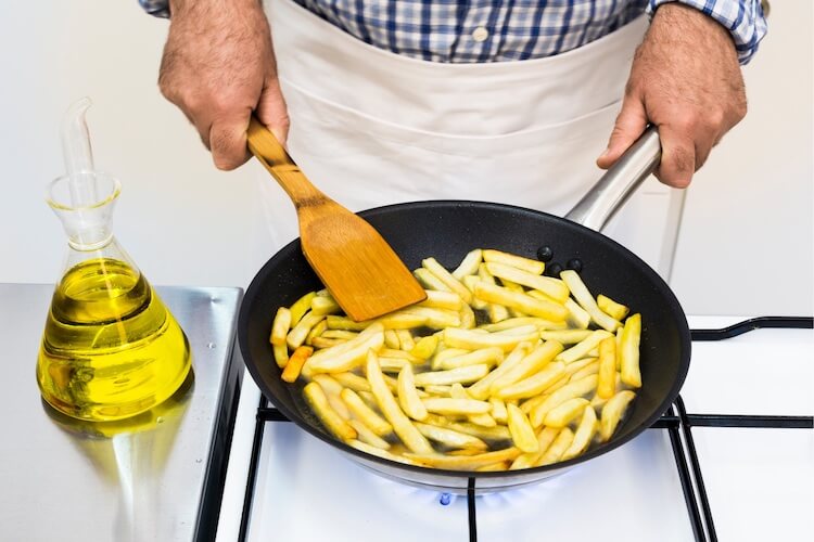 técnicas culinarias freír